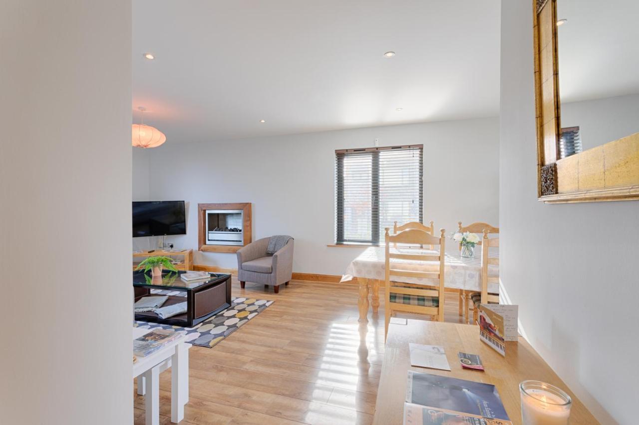 Beach Lodge Barna  Εξωτερικό φωτογραφία